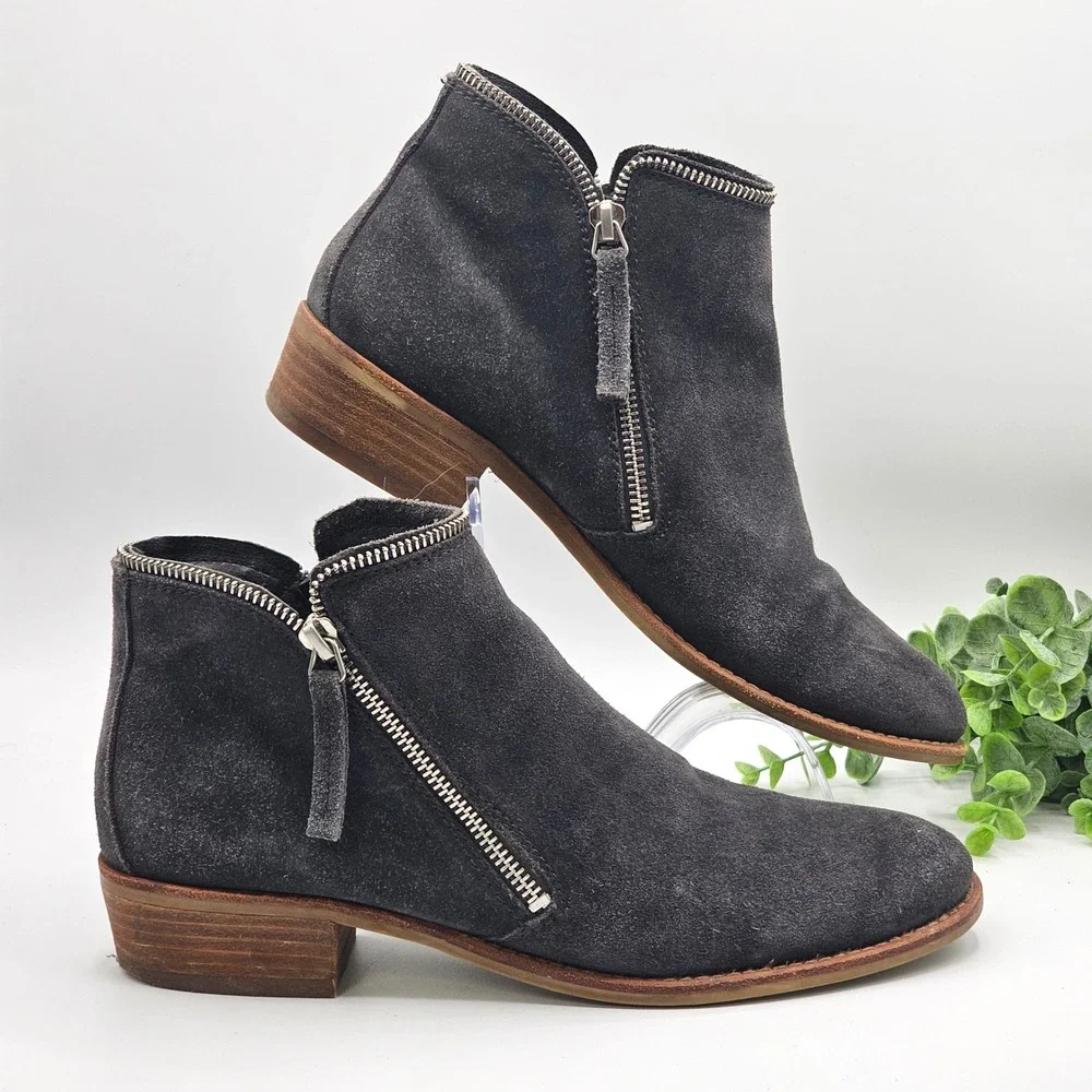 Dolce Vita Suede Ankle Boots Side Zip Booties Women's 8.5 Dark‎ Gray Zip Detail